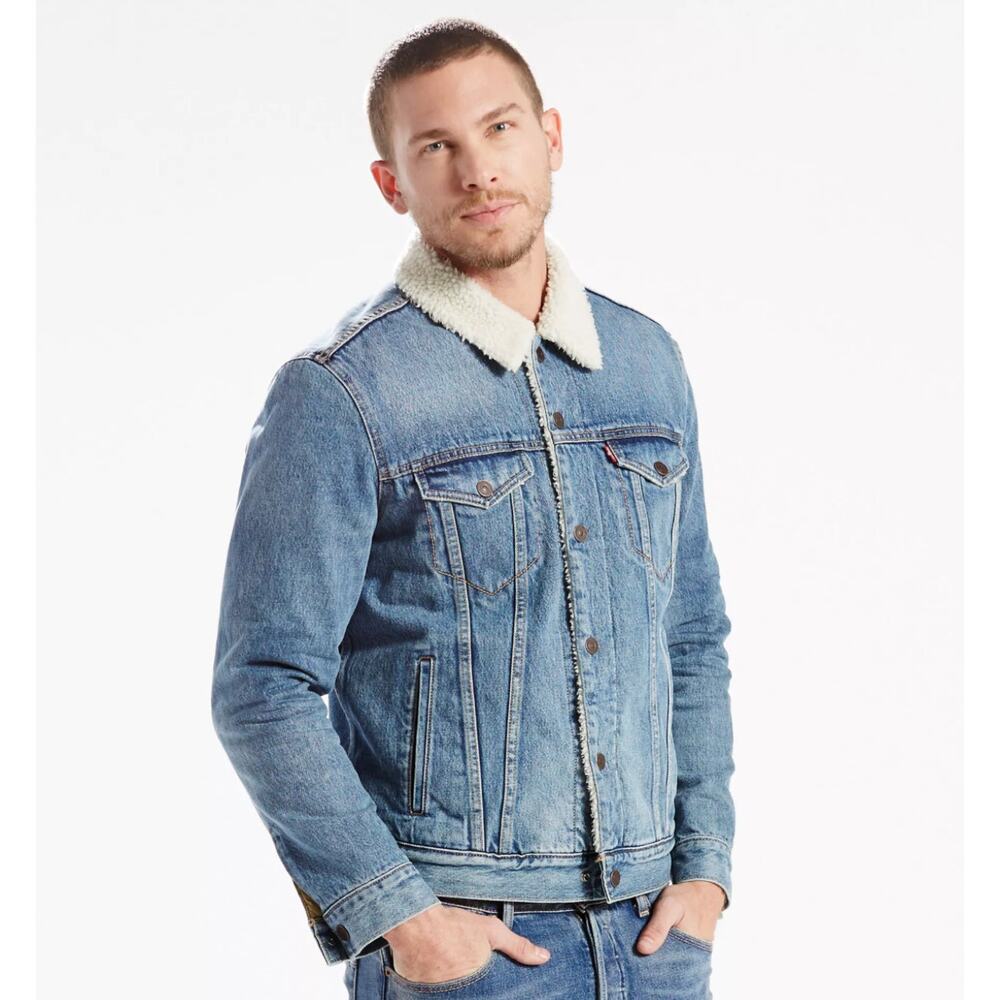 Levi’s SHERPA TRUCKER JACKET